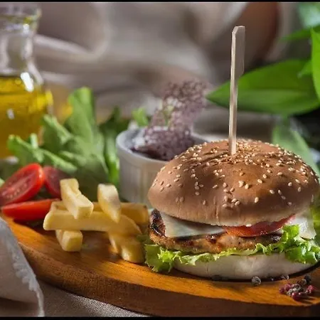 Elenski Riton Complex Otel Sredni Kolibi