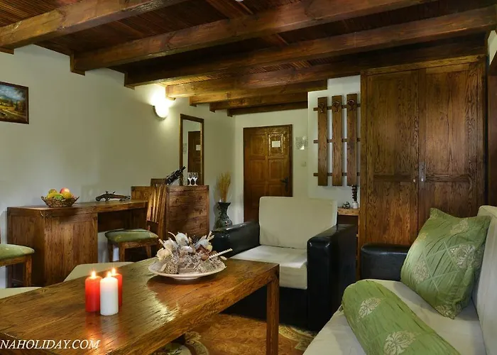 Elenski Riton Complex 2* Средни Колиби