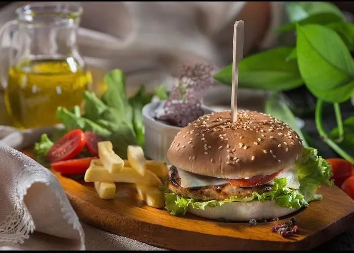 Elenski Riton Complex Хотел Средни Колиби