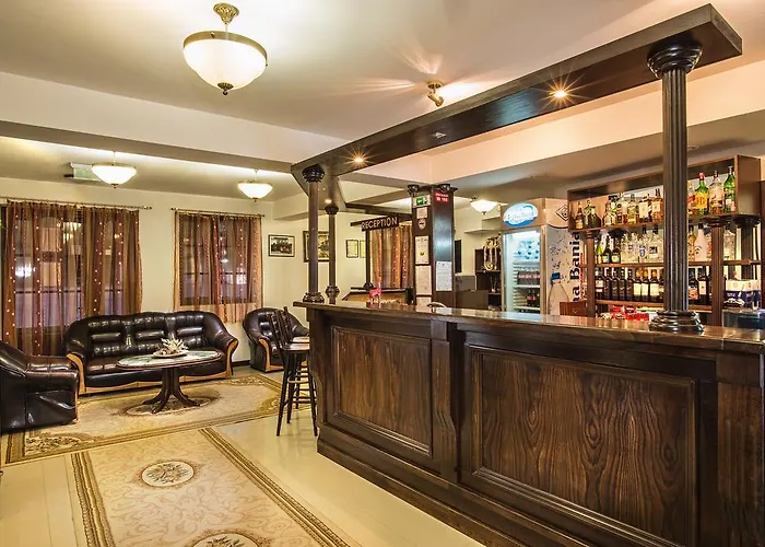 Elenski Riton Complex Средни Колиби